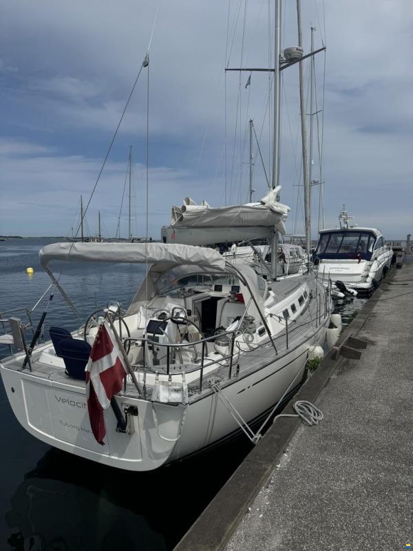 X-Yachts XC42