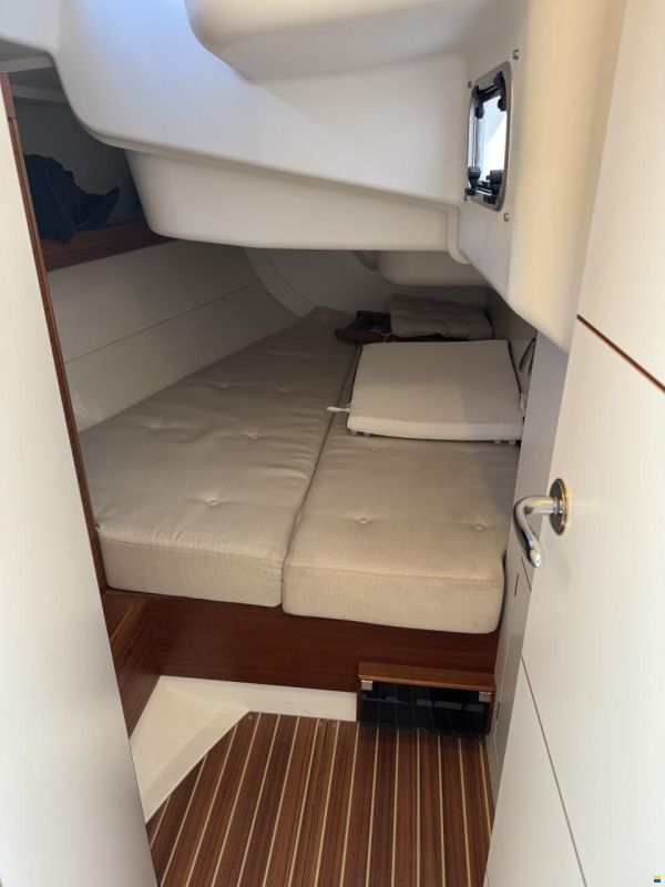 X-Yachts XC42