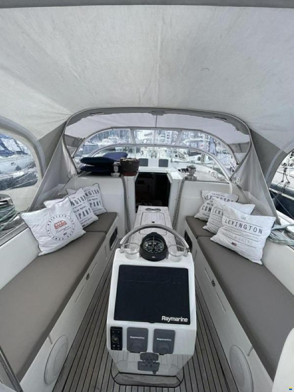 X-Yachts XC42