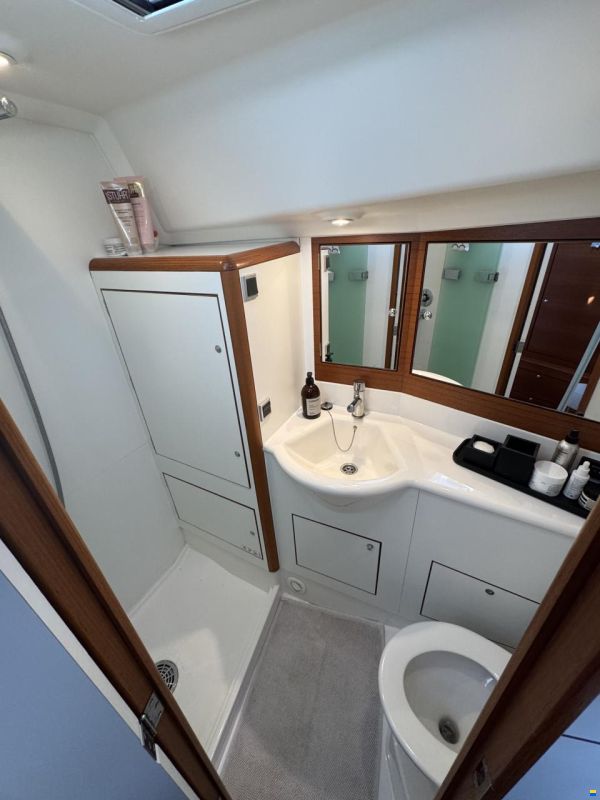 X-Yachts XC42