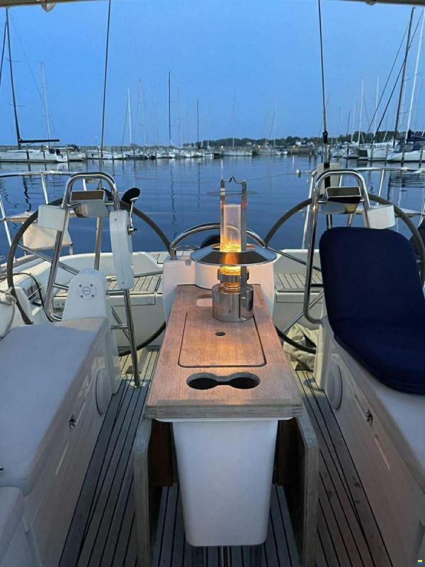 X-Yachts XC42