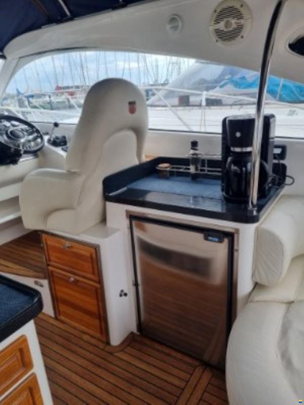 Marex 350 CC Cabriolet Cruiser