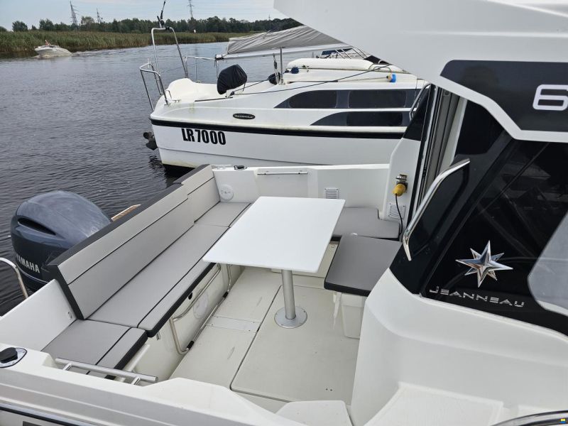 Jeanneau Merry Fisher 695 Série 2