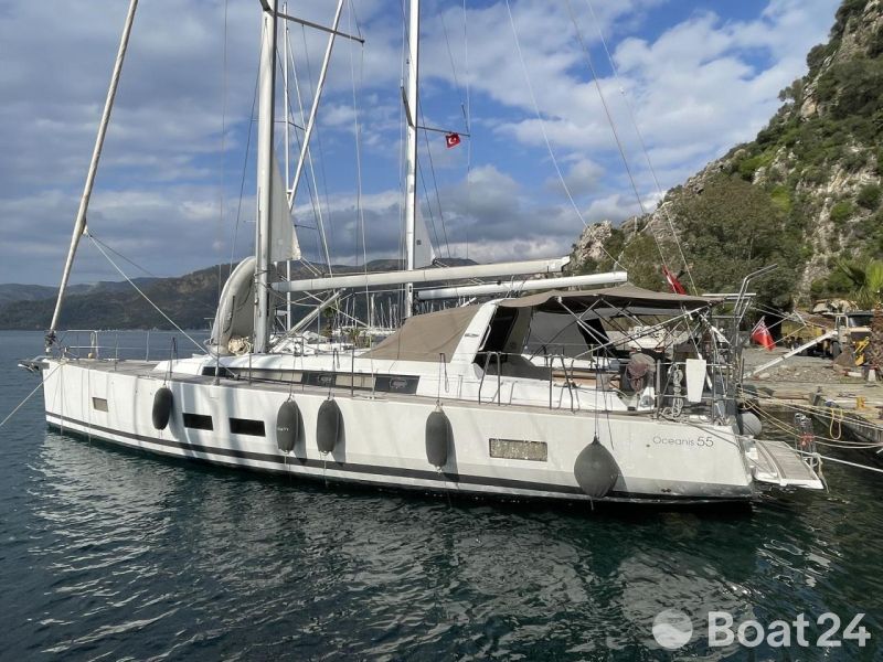 Beneteau Oceanis 55