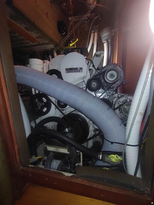 Hallberg-Rassy HR 42e