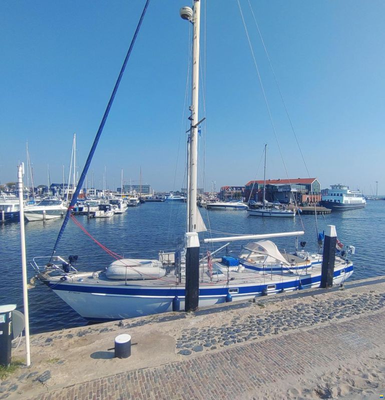 Hallberg-Rassy HR 42e