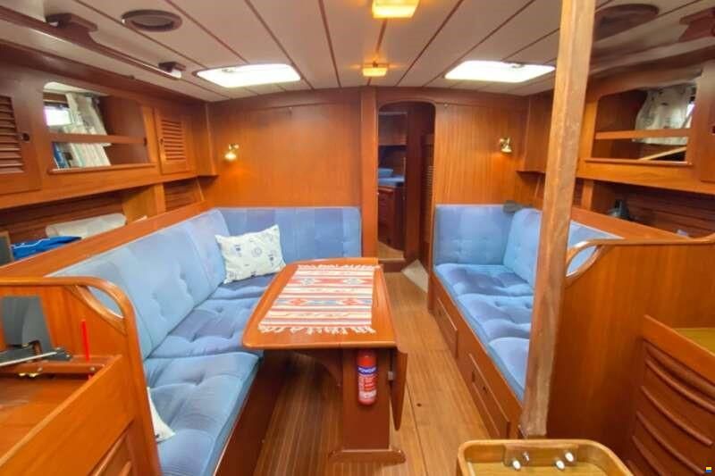 Hallberg-Rassy HR 42e