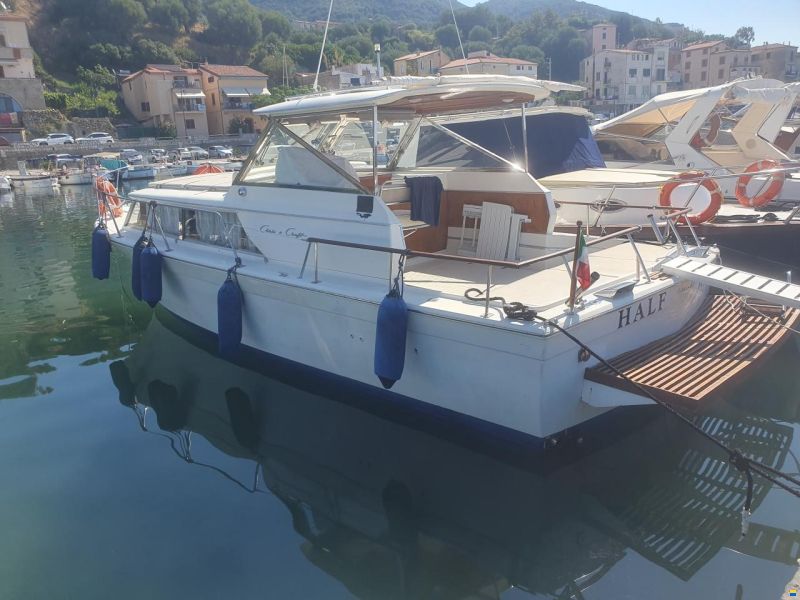 Chris Craft Commander 31