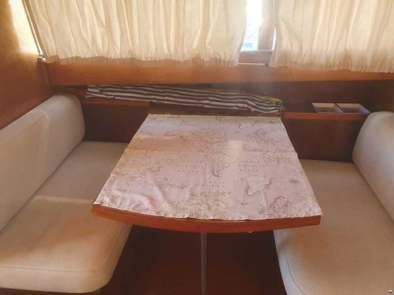 Chris Craft Commander 31