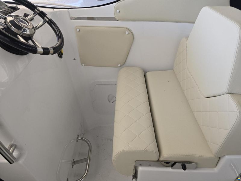 Saver 690 Cabin