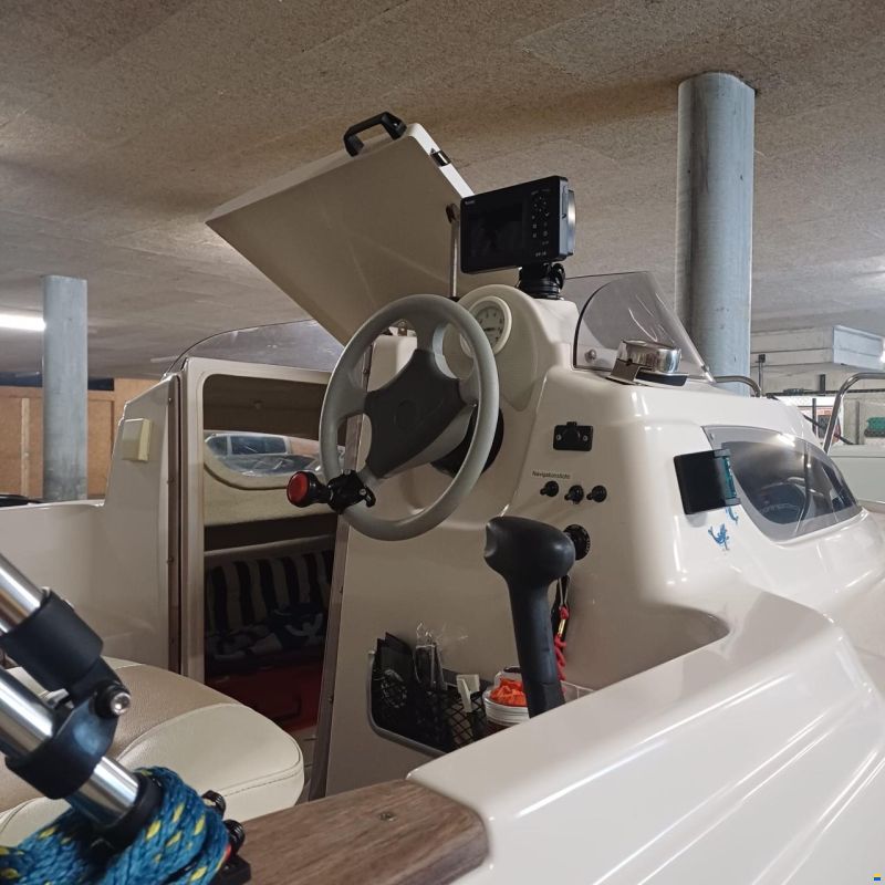 Quicksilver Motorboot