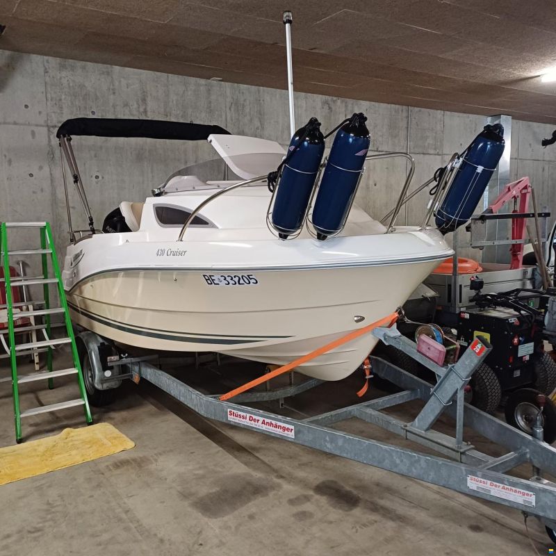 Quicksilver Motorboot