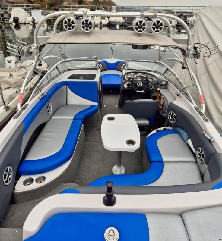 Correct Craft Air Nautique 226 TE