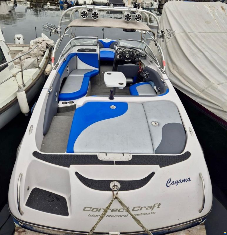 Correct Craft Air Nautique 226 TE