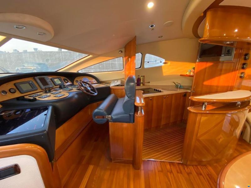 AICON Yachts 57 Fly