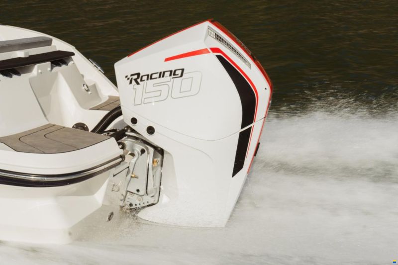 Mercury 150 XL Racing Wei&szlig;