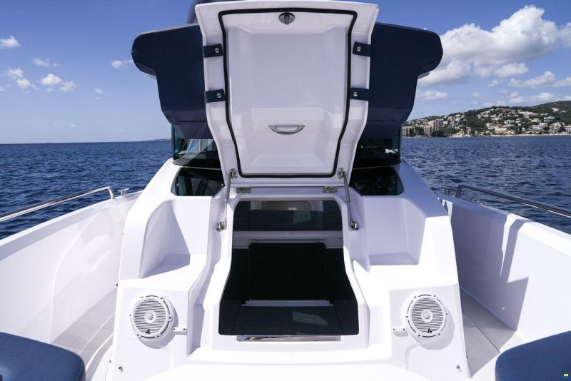 Axopar 29 XC Cross Cabin BRABUS 2026