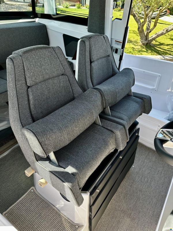 Axopar 29 XC Cross Cabin BRABUS 2026