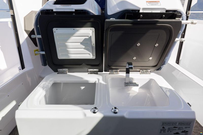 Axopar 29 XC Cross Cabin BRABUS 2026