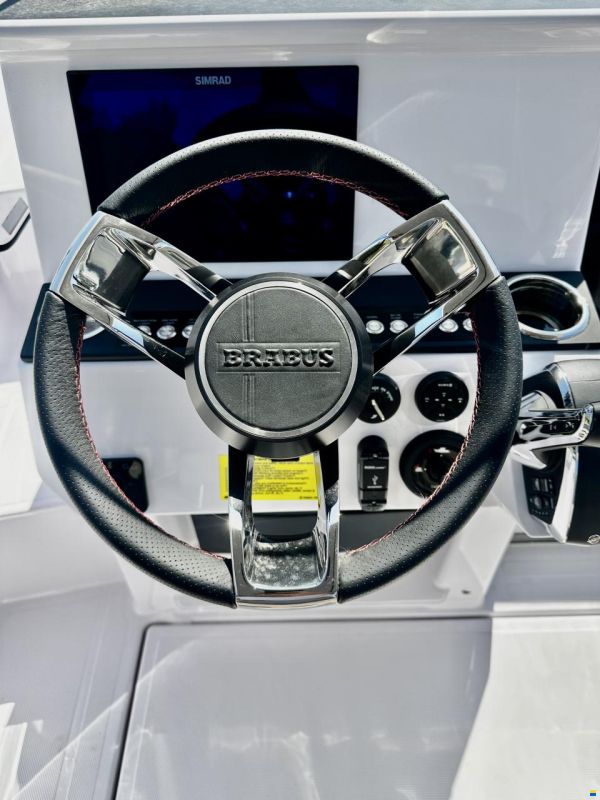 Axopar 25 Cross Top BRABUS Performance