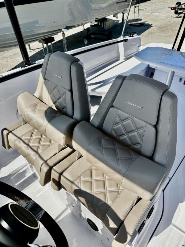 Axopar 25 Cross Top BRABUS Performance