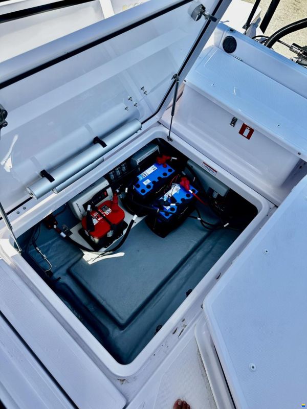Axopar 25 Cross Top BRABUS Performance