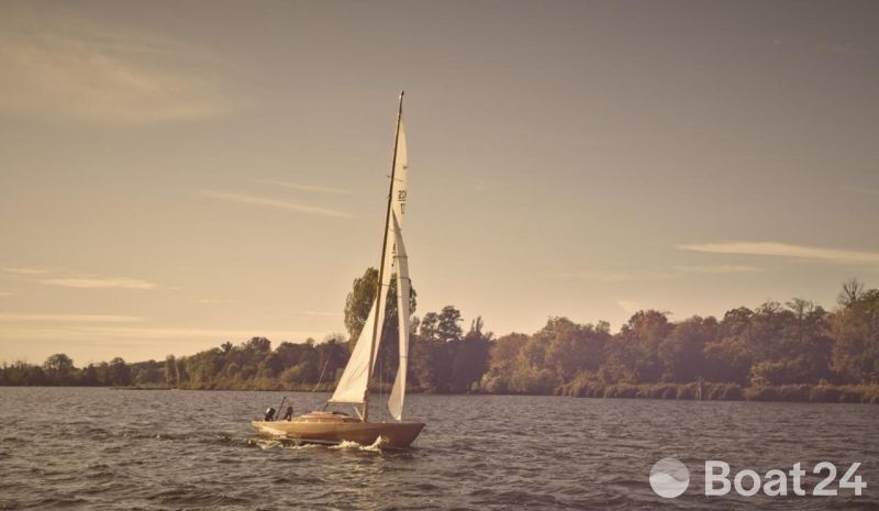 MÄLAR 25 - Oscar Schelin Kungsörs