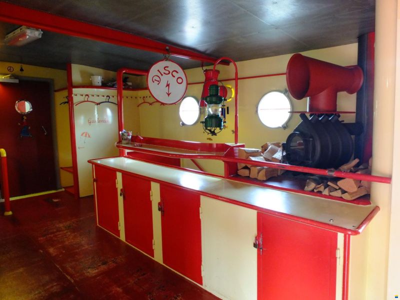 Fahrgastschiff