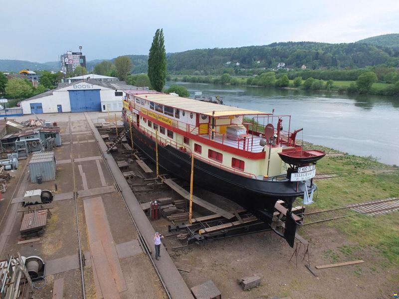 Fahrgastschiff