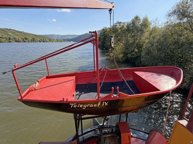 Fahrgastschiff