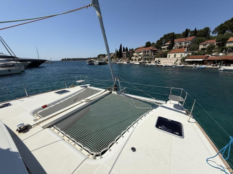 Lagoon 400 S2