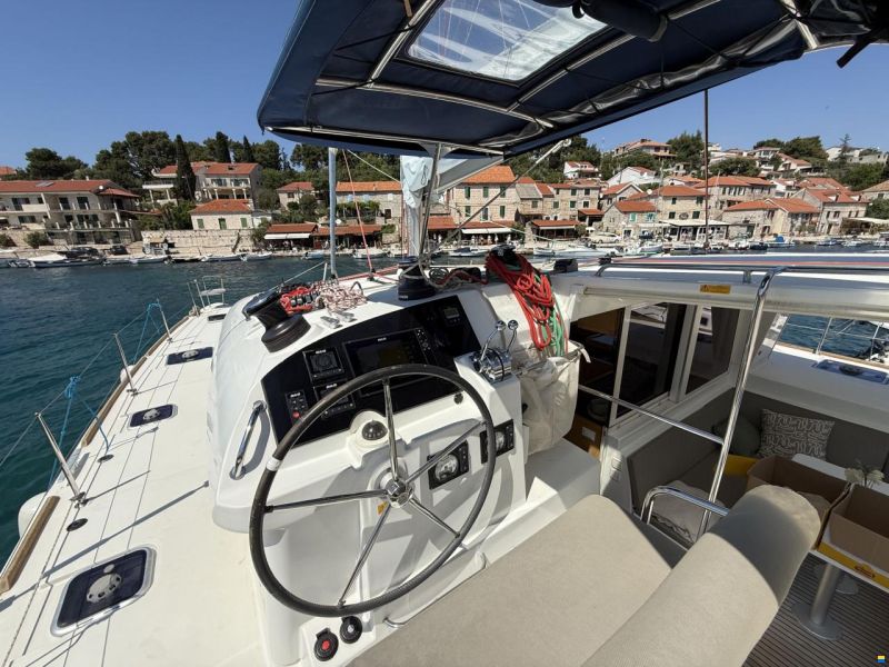 Lagoon 400 S2