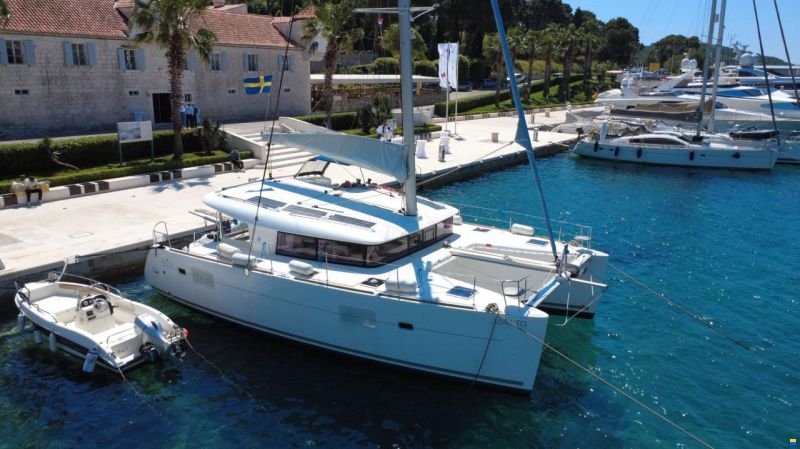 Lagoon 400 S2