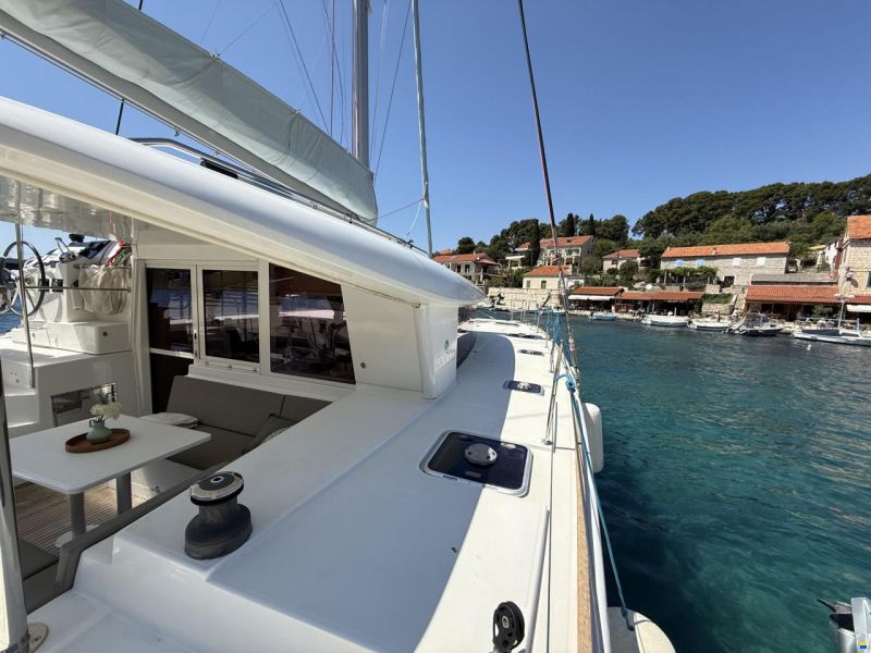 Lagoon 400 S2