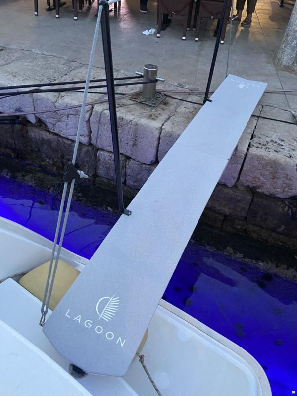 Lagoon 400 S2