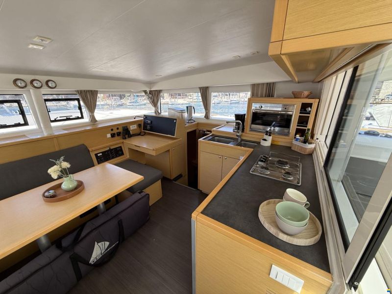 Lagoon 400 S2
