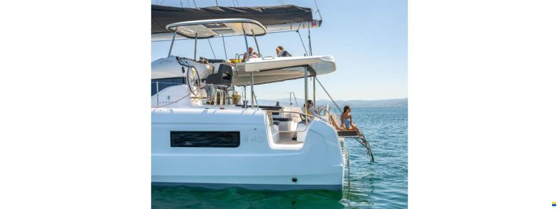 Lagoon 43