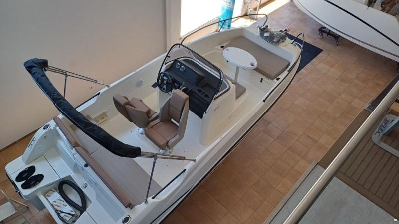 Quicksilver Active 605 Open