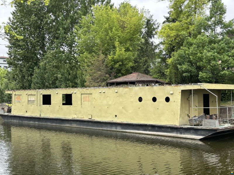 Northman Barge Houseboat Sara 300m2