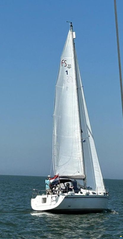 Friendship 30 Beach