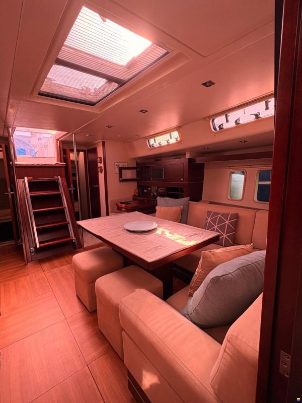 Hanse 545