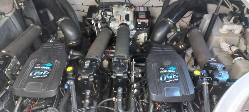 Sea Ray 355 Sundancer