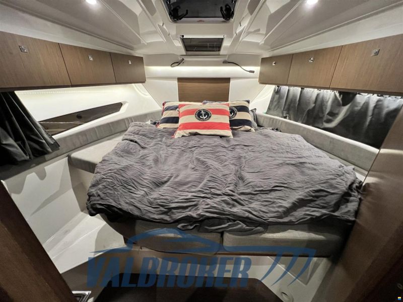 Beneteau Antares 9