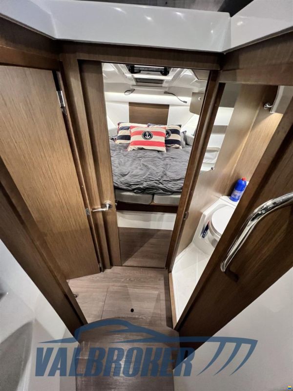 Beneteau Antares 9