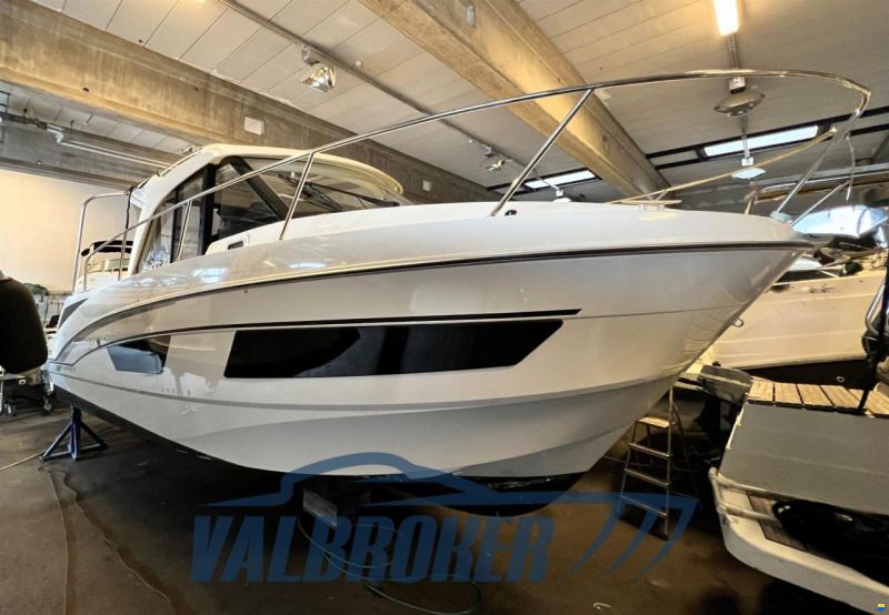 Beneteau Antares 9
