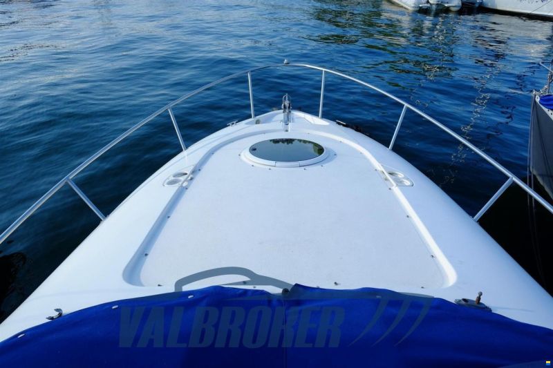 Regal Marine COMMODORE 2665