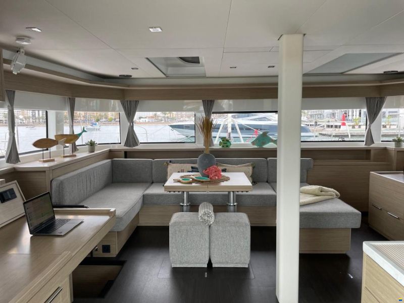 Lagoon 55