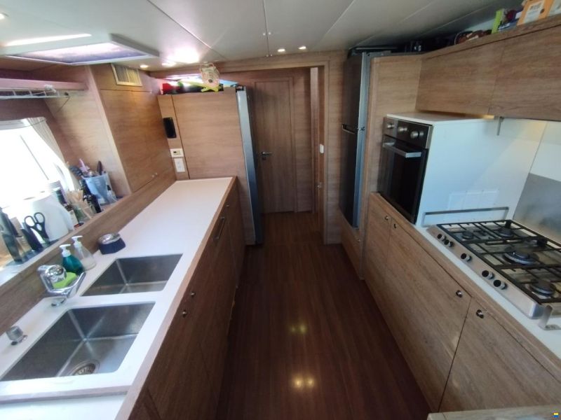 Lagoon 620