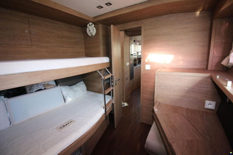 Lagoon 620