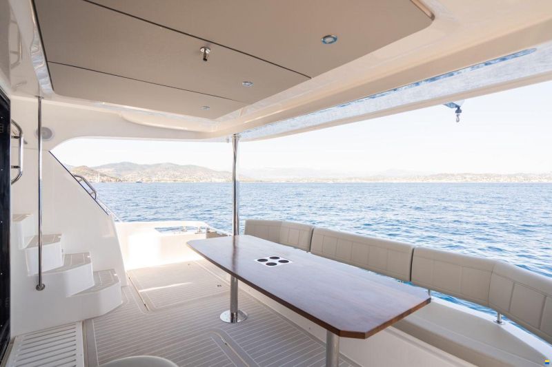 AQUILA 46 YACHT